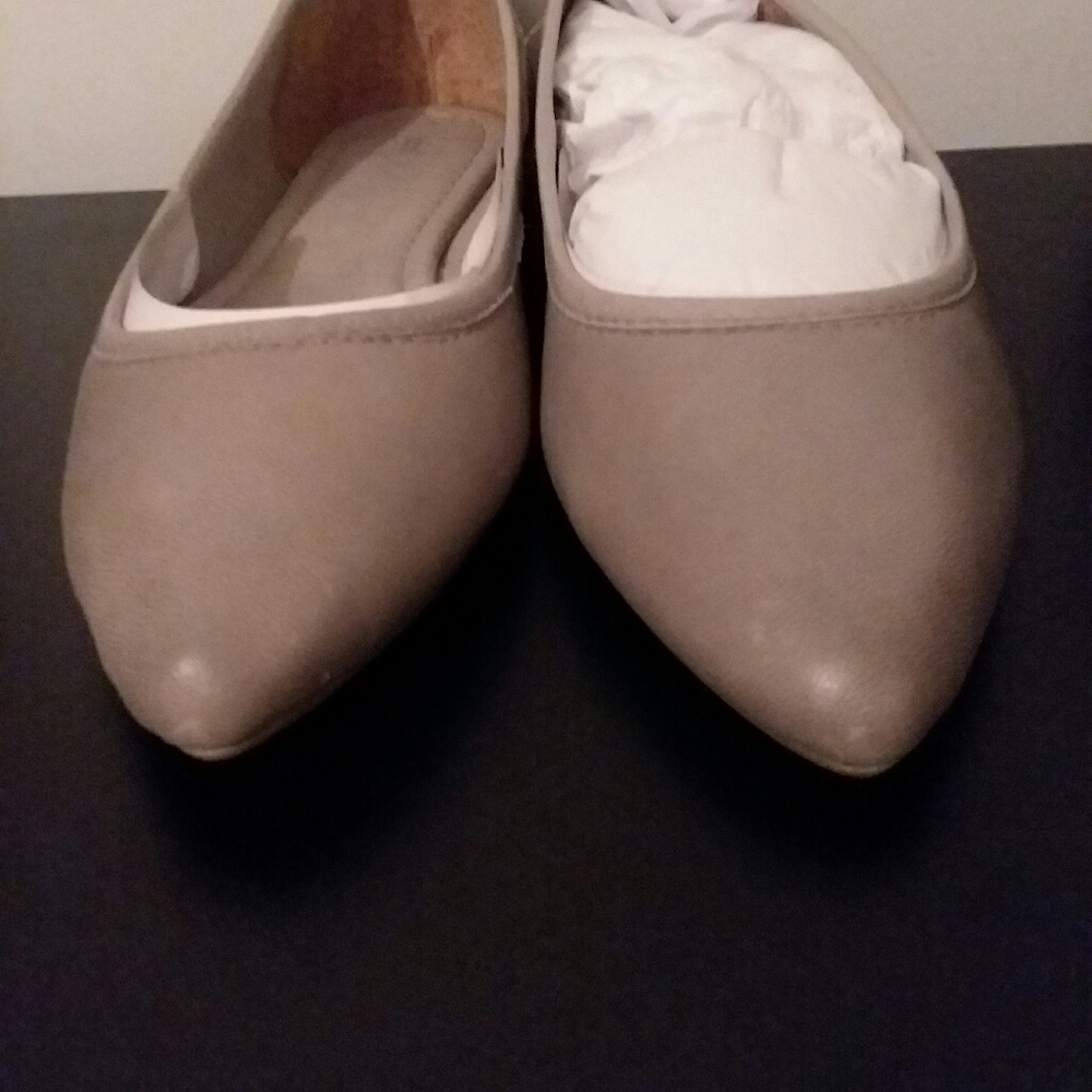 FRYE, Women's Regina Ballet Flats - Picture 5 of 8